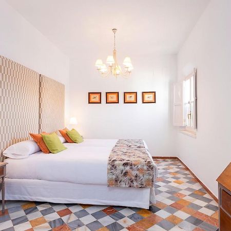 Genteel Home Campamento Seville Luaran gambar