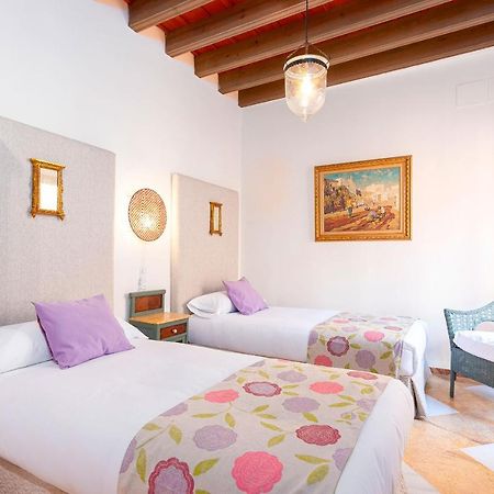 Genteel Home Campamento Seville Luaran gambar
