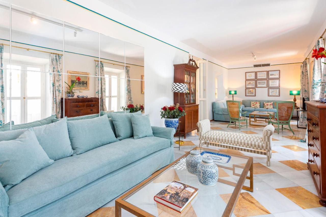 Genteel Home Campamento Seville Luaran gambar