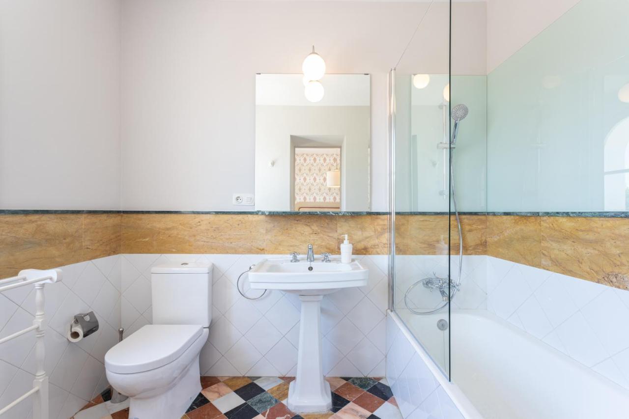 Genteel Home Campamento Seville Luaran gambar
