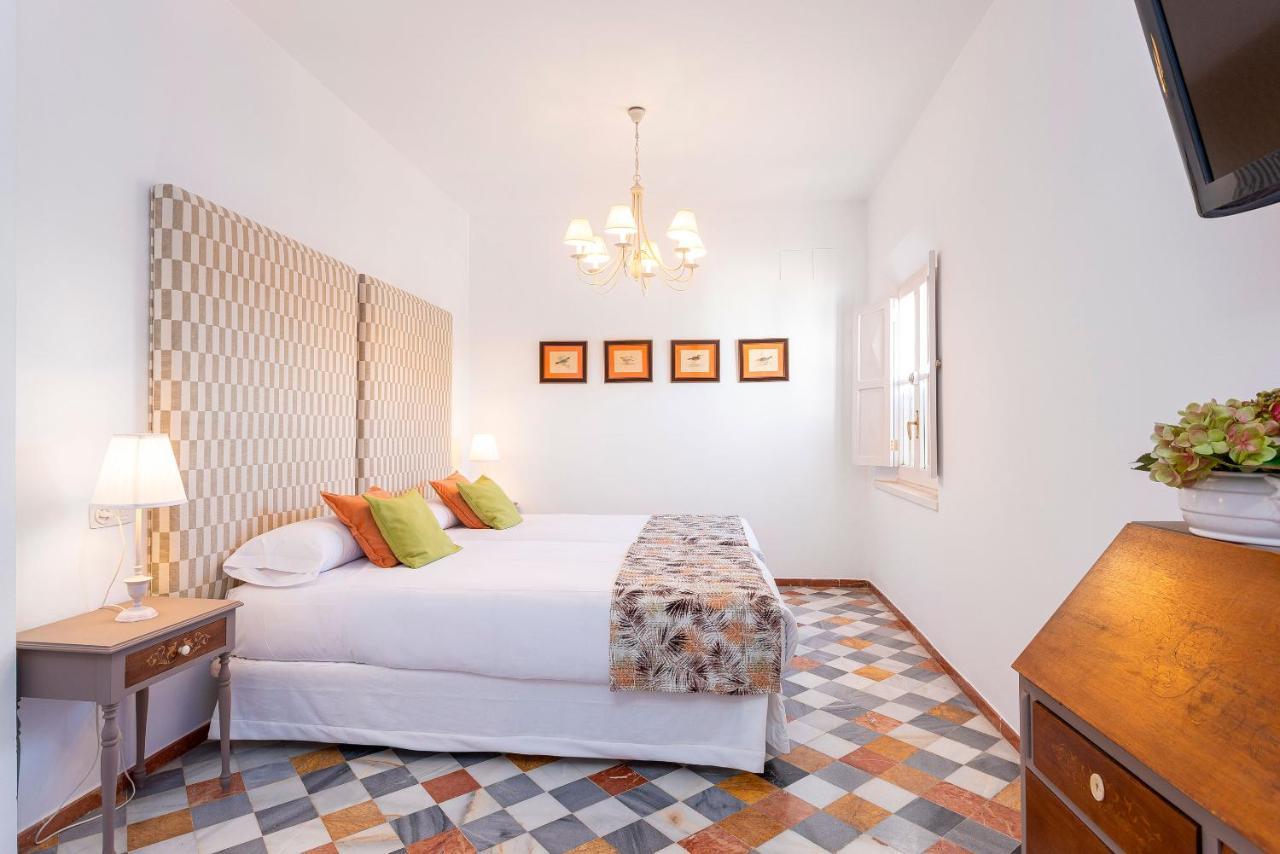 Genteel Home Campamento Seville Luaran gambar