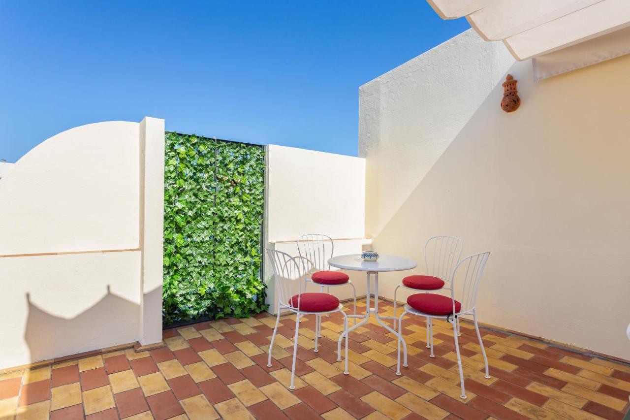 Genteel Home Campamento Seville Luaran gambar